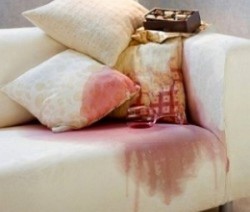 Выведение пятен и удаление стойких загрязнений с обивки мягкой мебели, ковров и ковровых покрытий