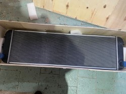 Радиатор охлаждения водяной 4650355 Hitachi
